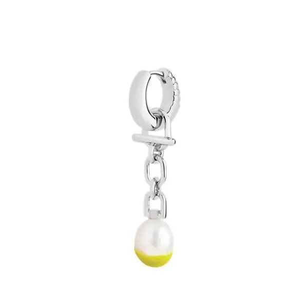 лучшие серьги Maria Black, Mambo Avocado Huggie, £152 лучшие серьги Maria Black, Mambo Avocado Huggie, £152