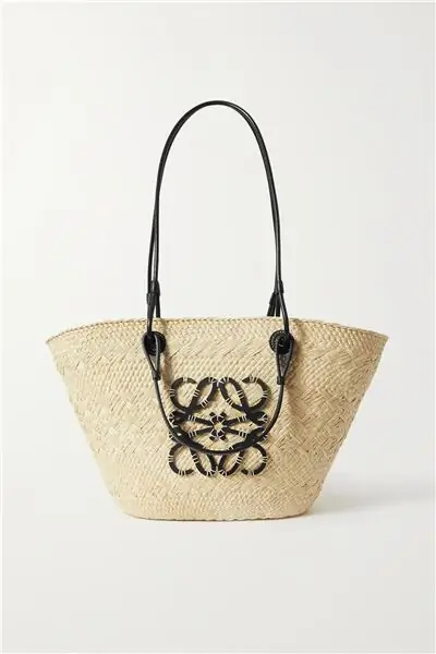 лучшие сумки-корзины Loewe + Paula's Ibiza, маленькая сумка-тоут из тканой рафии с кожаной отделкой, 495 фунтов стерлингов
