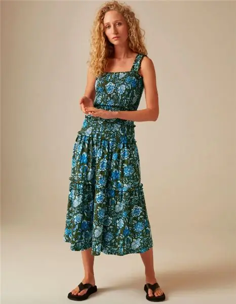 Яркое миди-платье Paisley Smock, 125 фунтов стерлингов Яркое миди-платье Paisley Smock, 125 фунтов стерлингов