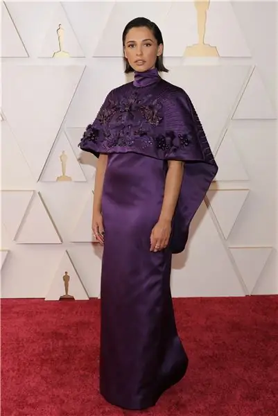 Наоми Скотт в Fendi Couture Наоми Скотт в Fendi Couture