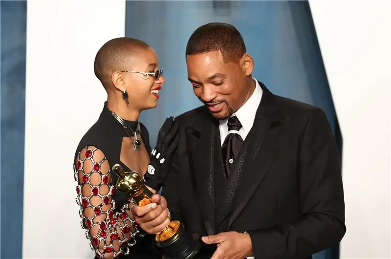 Уиллоу Смит работает с двумя частями Дэвида Кома на вечеринке Vanity Fair After-Party