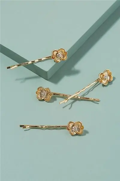 Anthropologie, упаковка из 4 заколок-невидимок в виде цветов, 22 фунта стерлингов Anthropologie, упаковка из 4 заколок-невидимок в виде цветов, 22 фунта стерлингов