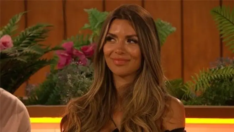 Экин-Су подписывает крупнейшую модную сделку в истории Love Island