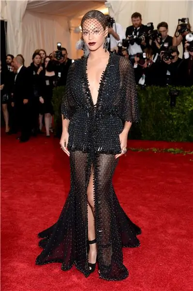 Beyoncu00e9 на Met Gala в 2014 году Beyoncu00e9 на Met Gala в 2014 году