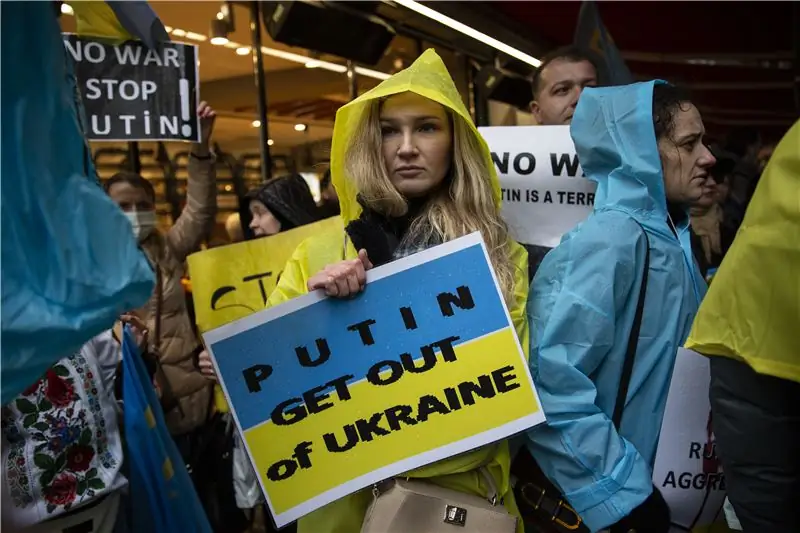 Почему нужно хорошо подумать, когда вы публикуете информацию о России и Украине в социальных сетях