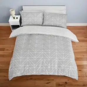 Tesco, Grey Geo Duvet, БЫЛО 16 фунтов стерлингов, СЕЙЧАС 11,25 фунтов стерлингов