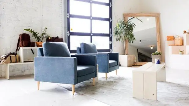 Кампания «Fancy Flat Pack Furniture» в основном похожа на Ikea, но лучше