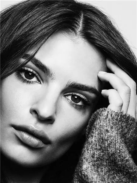 Emily Ratajkowski Photoshoot - Grazia (слайдер)