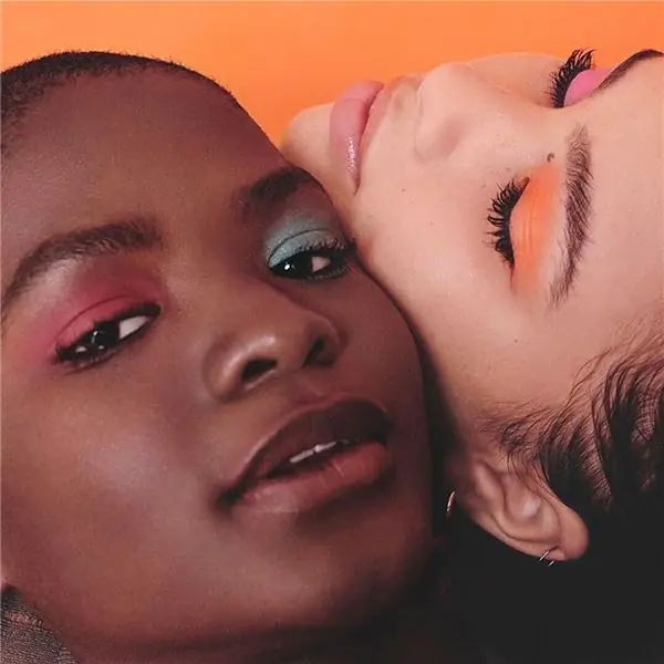 5 способов носить радужные тени для век, которые (на удивление) легко наносятся