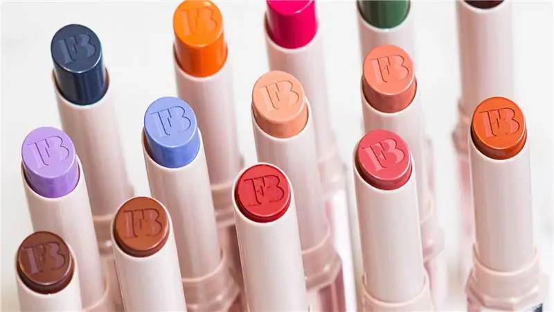 Новый оттенок губной помады Fenty Beauty от Рианны ОЧЕНЬ интересен