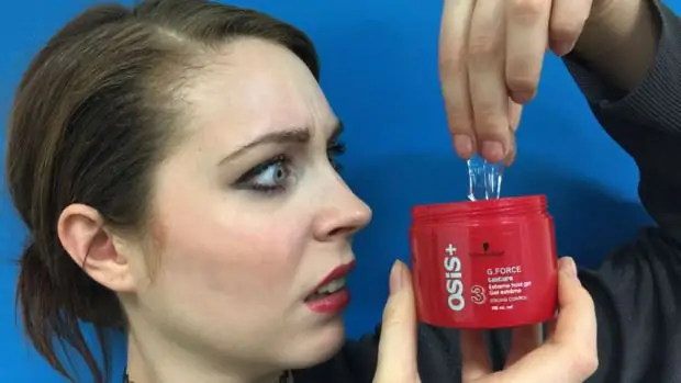 Шесть секундных лайфхаков: как сделать волосы мокрыми и при этом не выглядеть неудачником