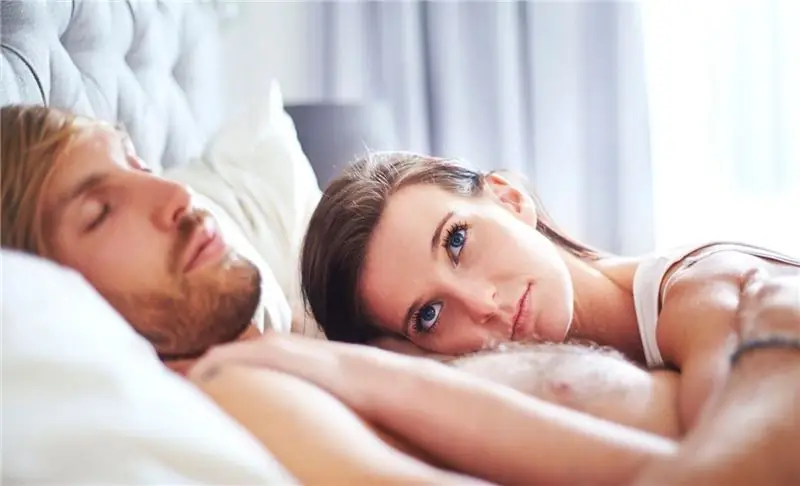 Обзор светодиодной терапии красным светом: действительно ли она может улучшить состояние кожи?