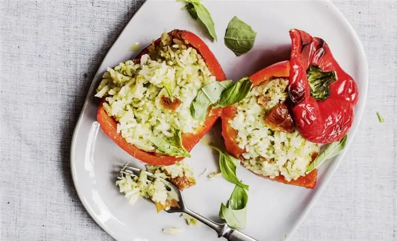 Надежный рецепт, идеально подходящий для вегетарианцев, попробуйте Peperoni Ripieni от Chiappa Sisters