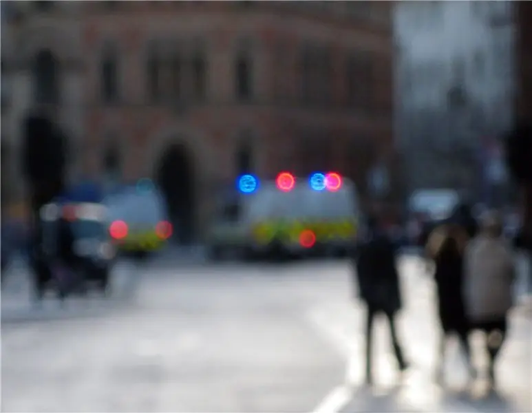 Встреча только что сказала нам помахать автобусу, если мы не доверяем полиции?