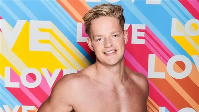 Олли Уильямс из Love Island вернулся со своей бывшей девушкой