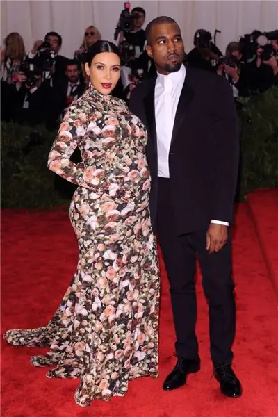 Ким Кардашьян в Givenchy на Met Ball 2013 Ким Кардашьян в Givenchy на Met Ball 2013