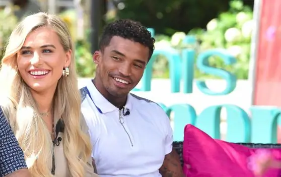 Майкл Гриффитс и Элли Браун из Love Island говорят, что они одиноки, как бывшая знаменитость в эфире Beach Airs