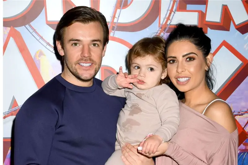 Жительница островов любви Пять лучших советов от Кары Де Ла Хойд, как приспособиться к родительским обязанностям