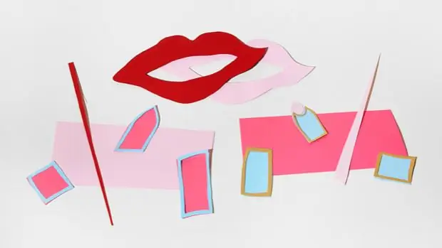 Правила обмена макияжем: как одолжить любимую помаду своей второй половинки