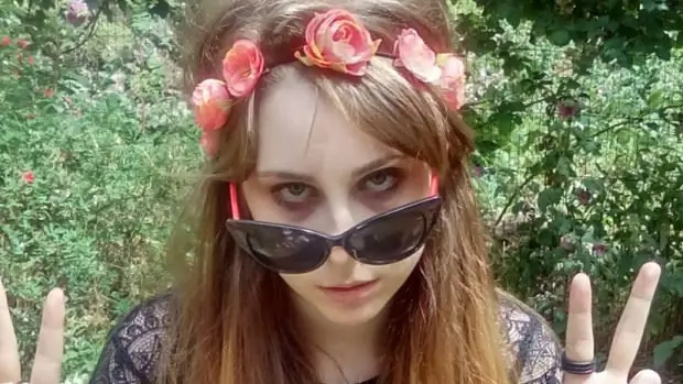 Шесть секундных лайфхаков: как сделать вчерашний вечерний макияж на следующий день