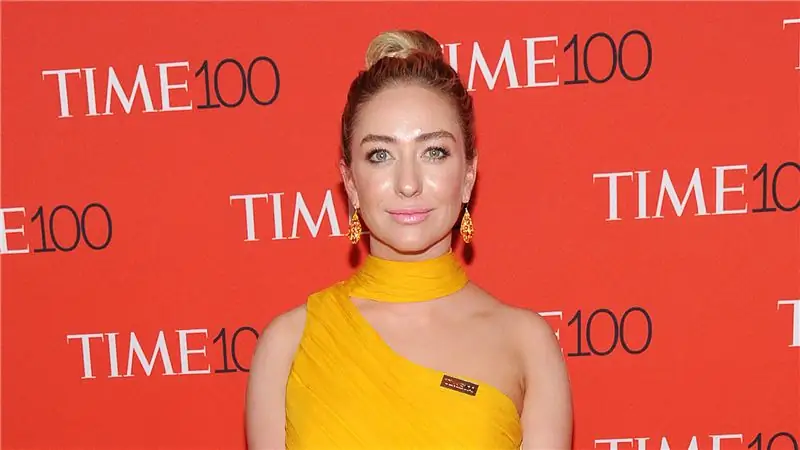 Основательница Bumble Уитни Вульф подверглась преследованиям после запрета оружия в приложении