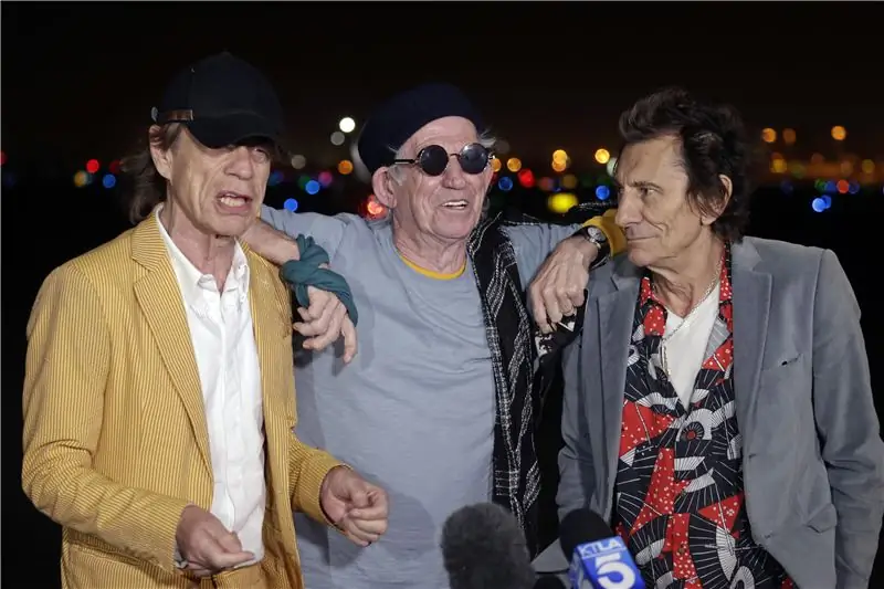 Почему The Rolling Stones потребовалось так много времени, чтобы убрать коричневый сахар из своего сет-листа?