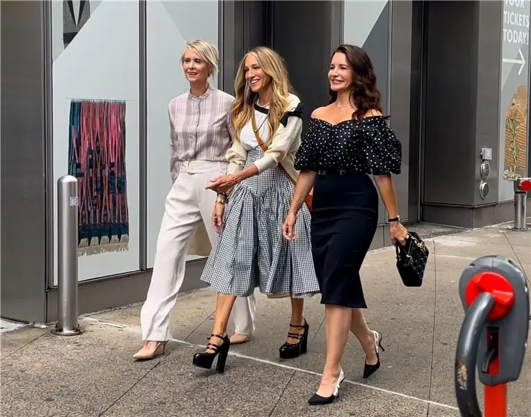 Все лучшие мемы и реакции на первые и просто лайки фото