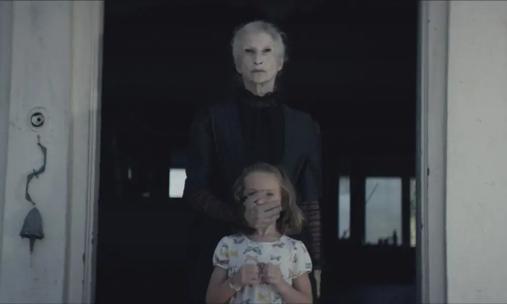 Премьера короткометражного фильма "Дева" на канале Bloody, а теперь режиссер снимает фильм с Paramount и Platinum Dunes