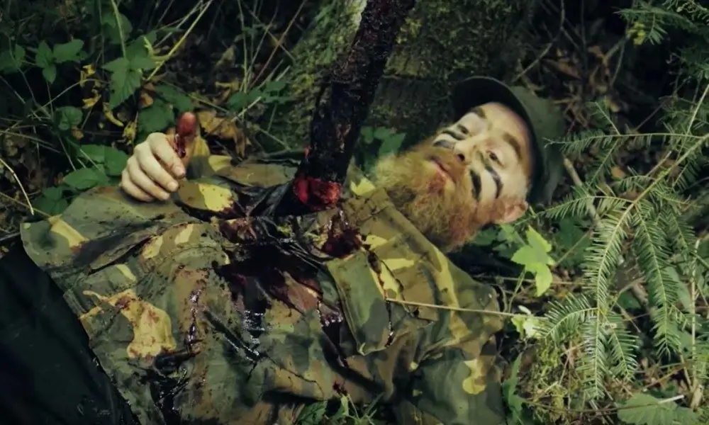 Red Fang отдают дань уважения «Predator» в этом невероятном и кровавом музыкальном видео