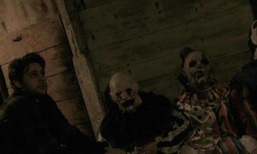 [Обзор] 'Hell House LLC' - леденящее кровь время