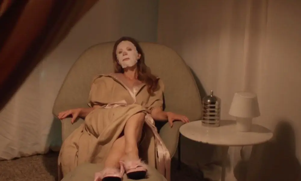 [Видео] Серия антологий «Ужасные истории в двух предложениях» выйдет в октябре