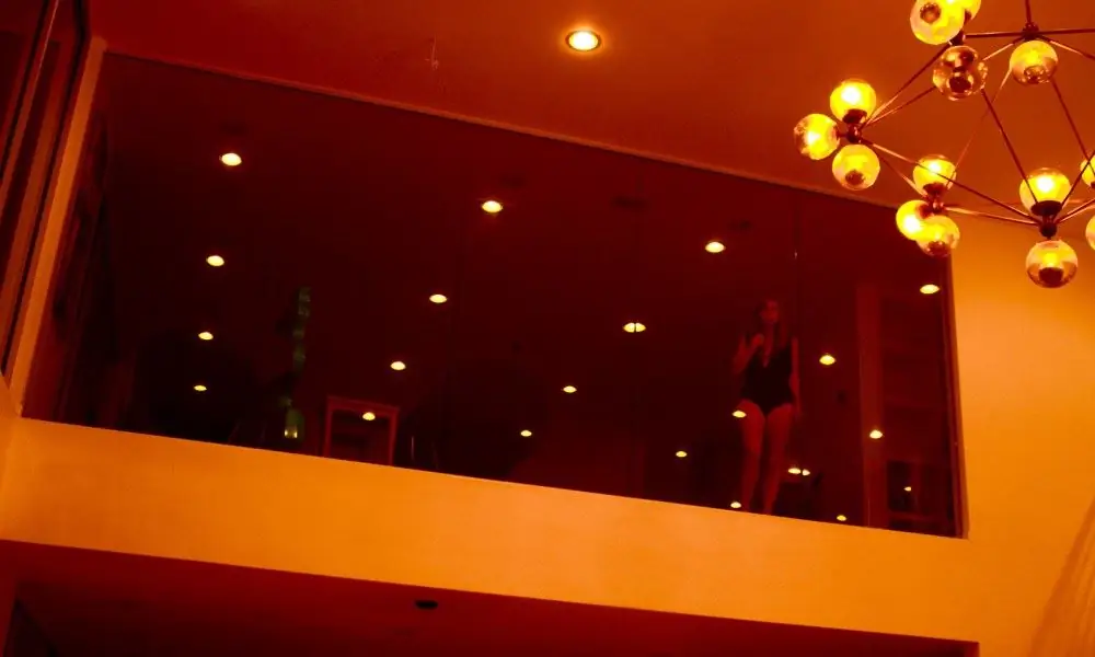 «Fashionista» Саймона Рамли отправляется на платформы Alamo Drafthouse и VOD