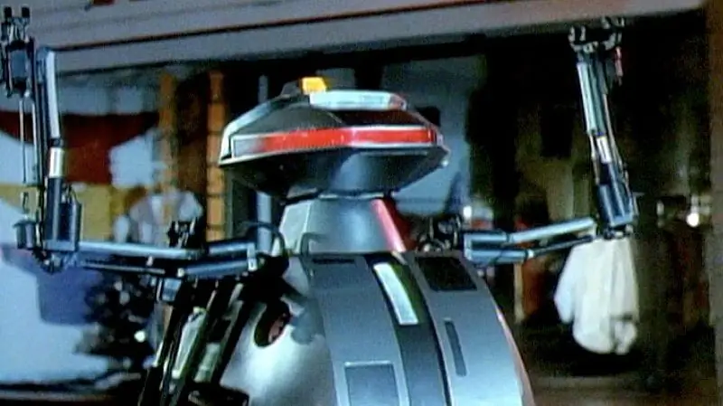 Режиссер оригинального «Chopping Mall» говорит, что робот