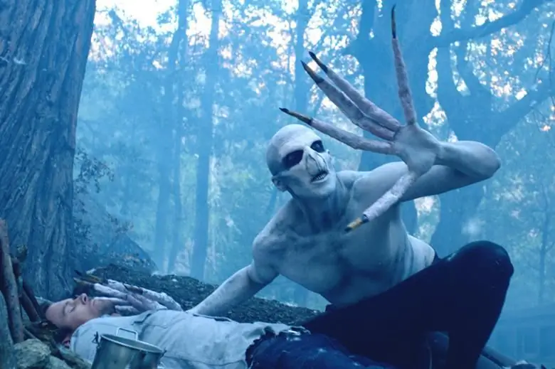 The Axiom' освещает каннскую линейку Devilworks