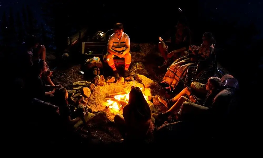 «Campfire Creepers» Александра Ажа и хоррор в виртуальной реальности на кинофестивале «Оверлук»