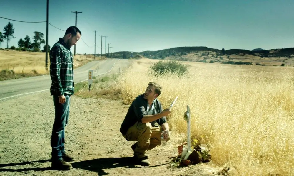 The Endless' UK Trailer & Постер предупреждает: никогда не возвращайтесь