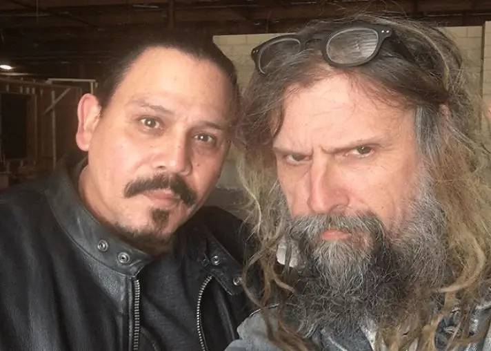 [Image] Роб Зомби дразнит «Черных сатанов» в «Трое из ада»