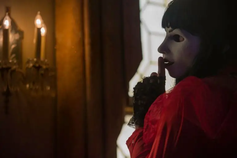 [Обзор] «Кровавый балет» - творчески ошибочный беспорядок