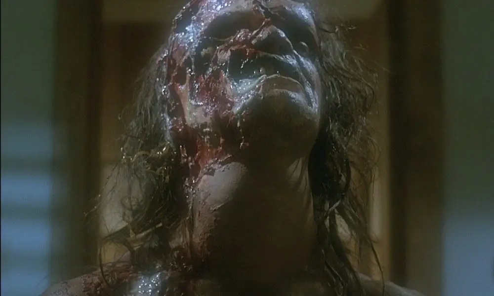 [Это пришло из 80-х] Классика ужасов «Вой» трансформировала подводную лодку-оборотня