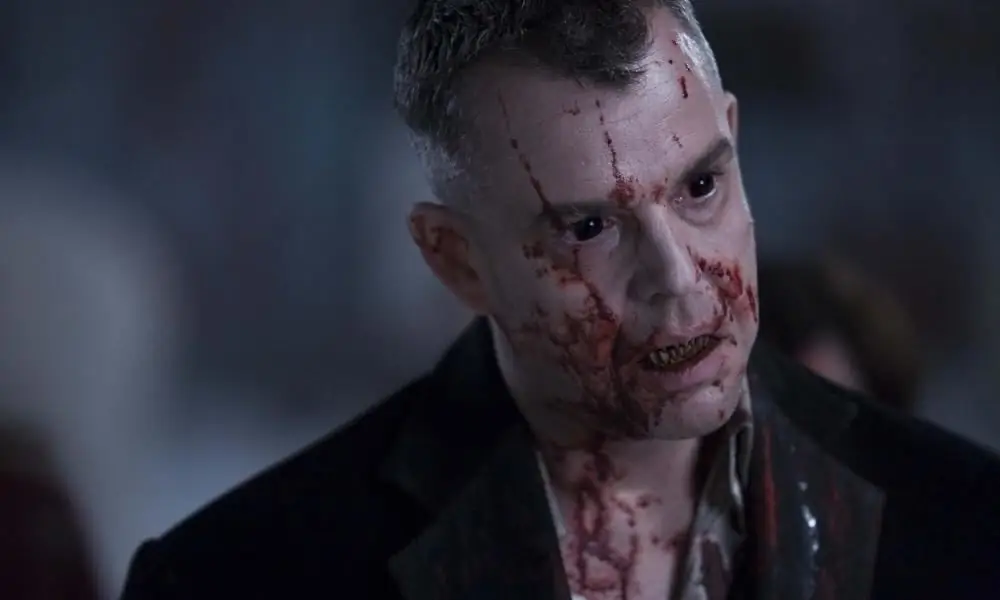 "История ужасов Илая Рота" вонзает зубы в фильмы о вампирах этим воскресным вечером в предпоследнем эпизоде