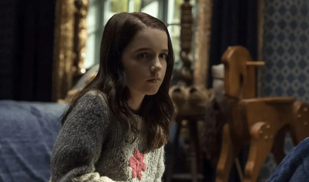 Звезда «Дом на холме» Маккенна Грейс сыграет юную версию Сабрины в праздничном выпуске «Леденящие душу приключения»