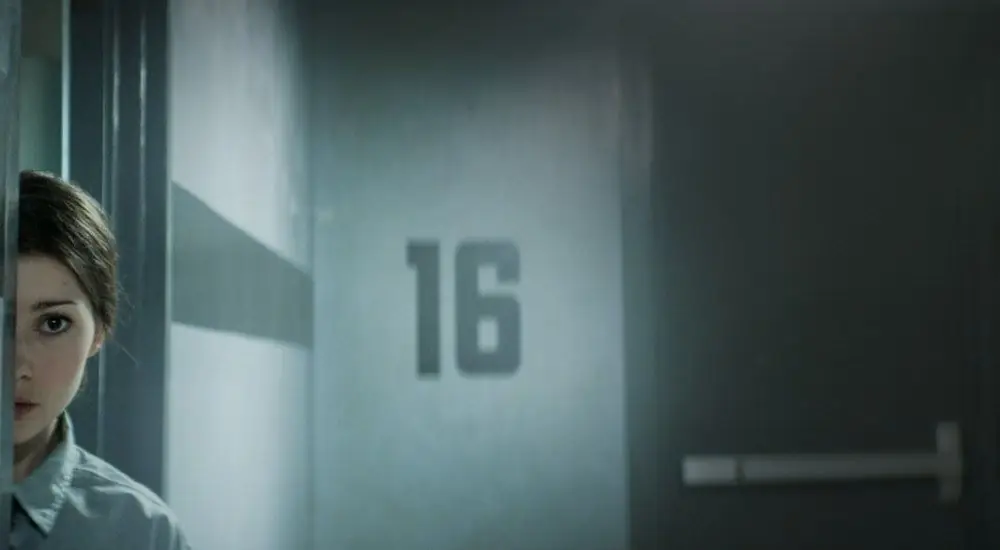 Триллер-антиутопия заманивает девочек-подростков в ловушку на «Уровне 16» [трейлер]