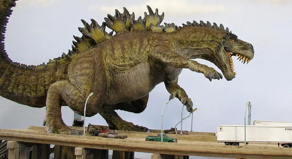 Режиссер «Отряда монстров» Фред Деккер рассказывает о фильме «Годзилла: Король монстров 3D», который он написал в 80-х