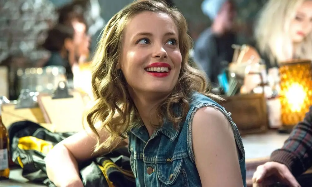 Звезда сериала «Любовь» Джиллиан Джейкобс присоединилась к экранизации «Улицы страха» Р. Л. Стайна