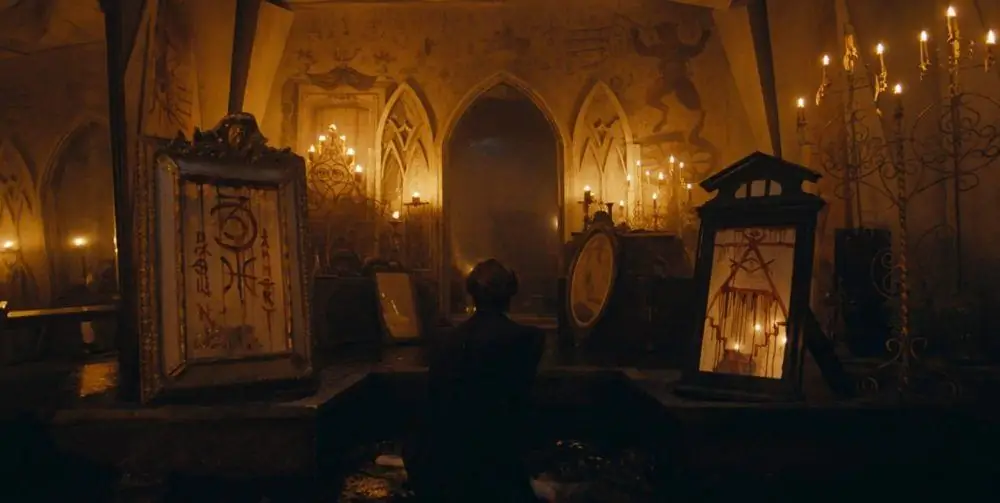 [Обзор Popcorn Frights] «Пиковая дама: Зазеркалье» - грамотный, но ничем не примечательный триллер