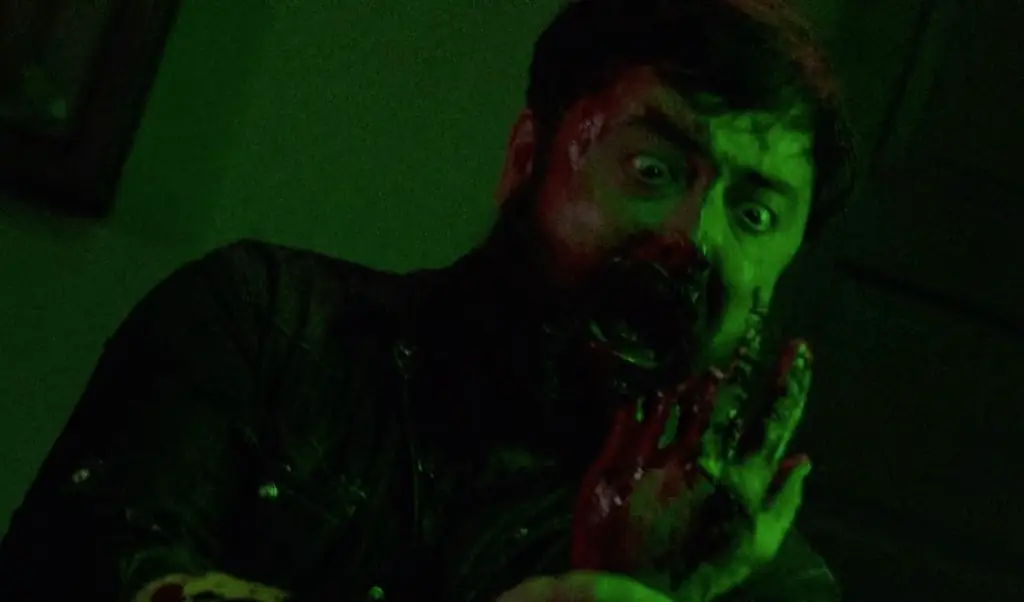 Кровавый клип 'Bliss' не может устоять перед вкусом крови! [Эксклюзив]