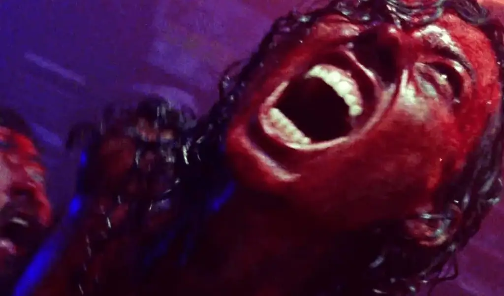 Кровавый фильм о вампирах Джо Бегоса «Bliss» откусит от Blu