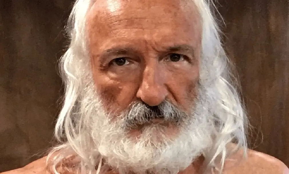 «Берт Гаммер, каким вы его никогда не видели»: Майкл Гросс поделился предварительным просмотром своего удивительного образа «Tremors 7»