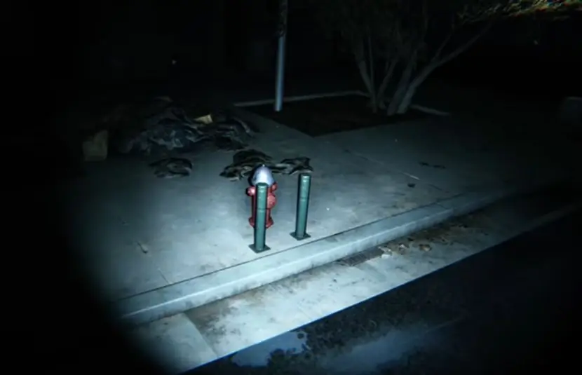 YouTuber Лэнс Макдональд вырывает игрока из «P.T.» Дом и исследует улицы