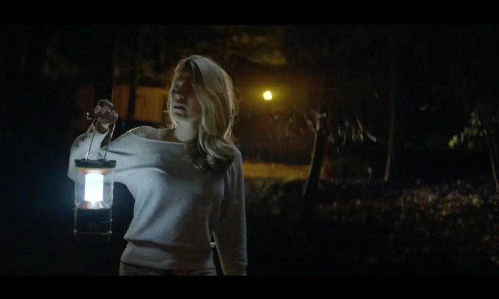 Мир Смерти: «Доверься мне» и «Диктор новостей» звучат в новом страхе [Видео]